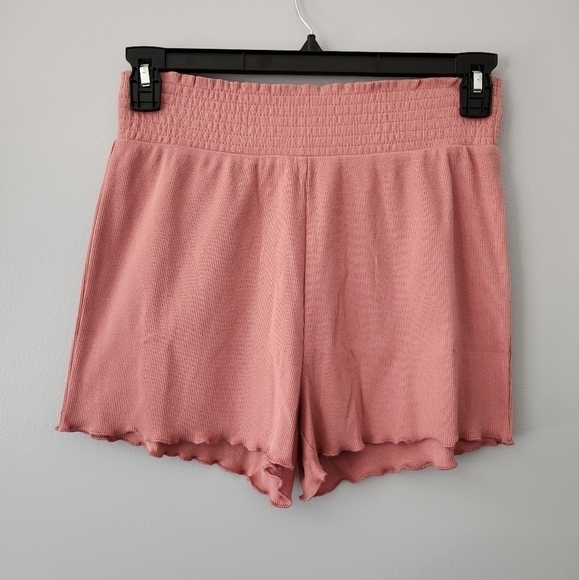 BCBGeneration Rib-Knit Shorts Size Small Pink NWOT - Picture 3 of 9